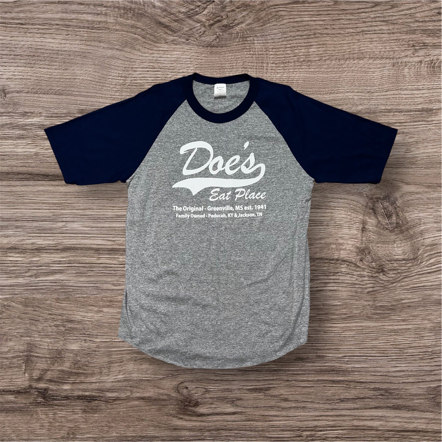 Doe's Eat Place Short Sleeve Athletic T-Shirt